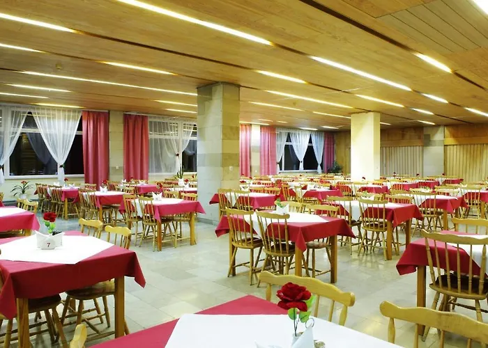 Siwarna Natura Tour Ośrodek wypoczynkowy *